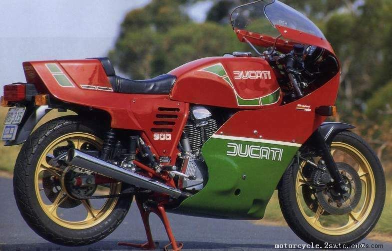 Ducati 900MHR